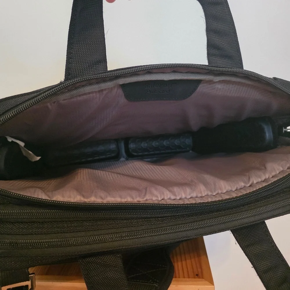 Targus Corporate Traveler Checkpoint-Friendly Traveler Laptop Case